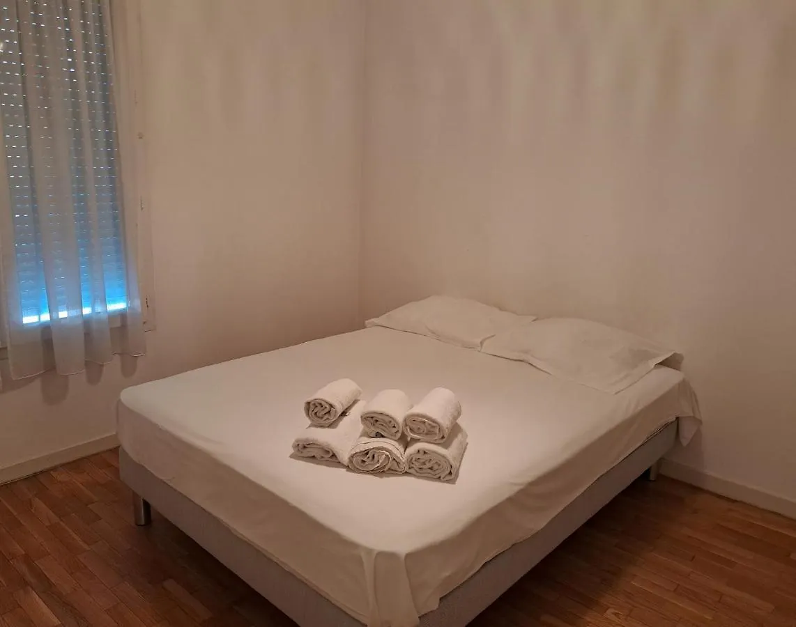 Le Meynis Apartment Lyon